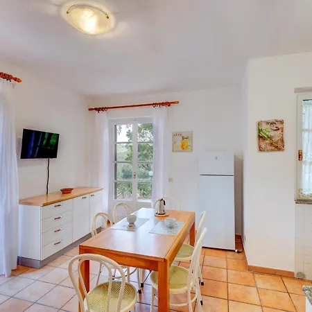 Le Mimose Aparthotel