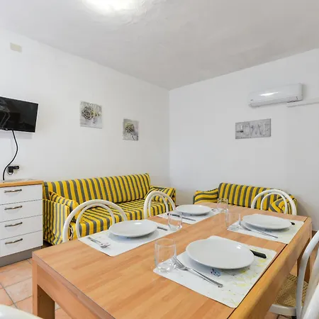 Le Mimose Aparthotel 3*