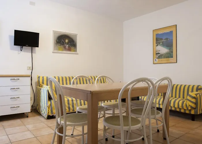 Le Mimose Ξενοδοχείο με διαμερίσματα 3*